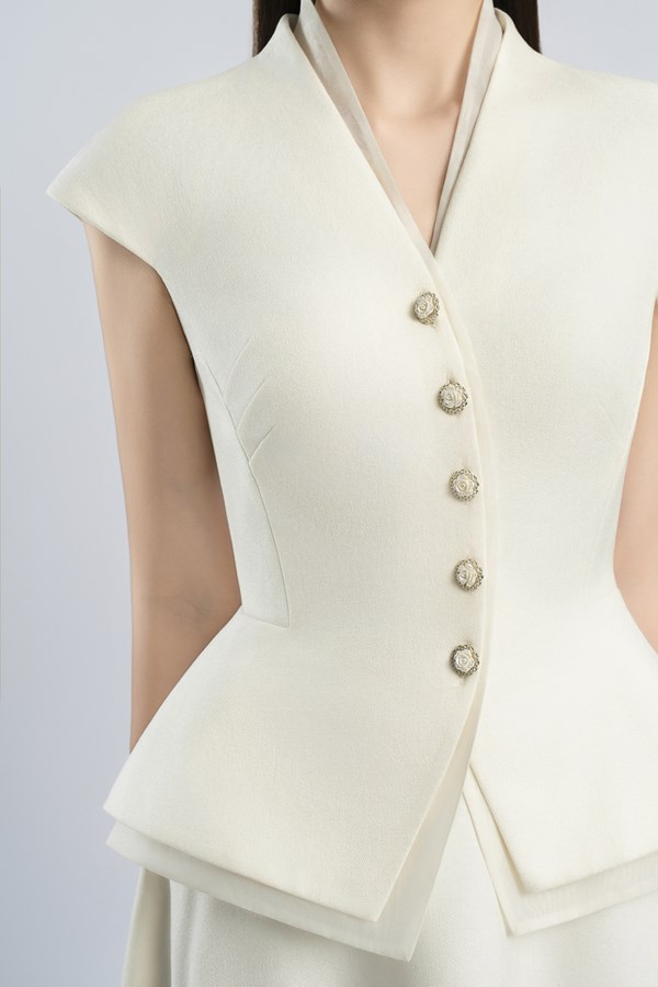 Daphne Blazer